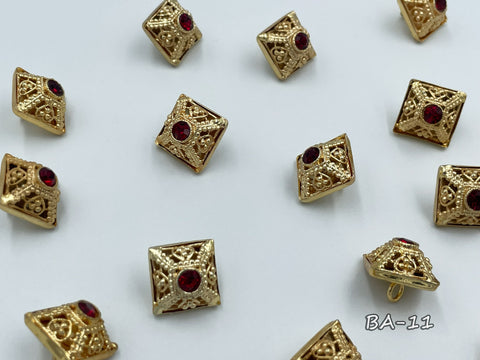 Metallic button for clerical vestments (BA-11)