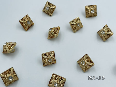 Metallic button for clerical vestments (BA-11)