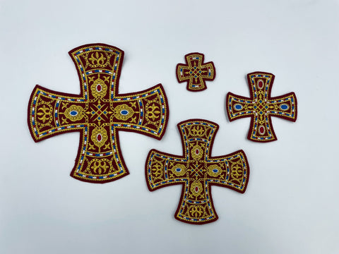 Set of embroidered crosses ‘SMALTO’ in 4 colors