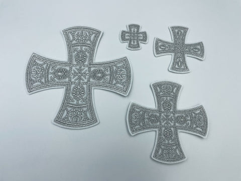 Set of embroidered crosses ‘SMALTO’ in 4 colors