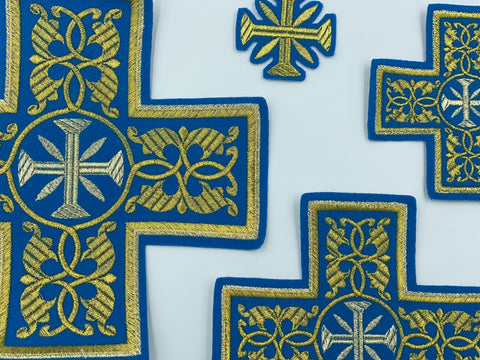 Set of embroidered crosses ‘Folegandros’ in 4 colors