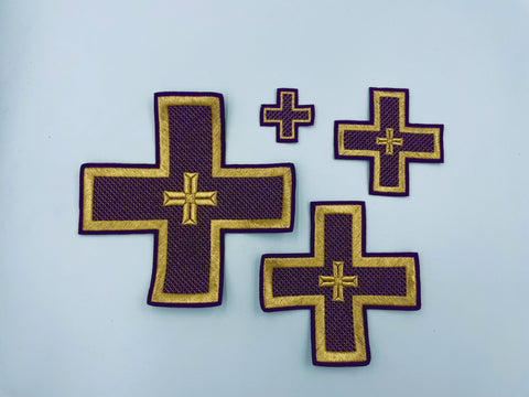 Set of embroidered crosses ‘Paros’ in 5 colors