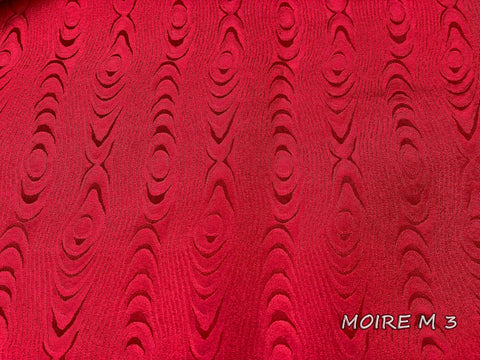 Moire metallic fabric with a wavy look