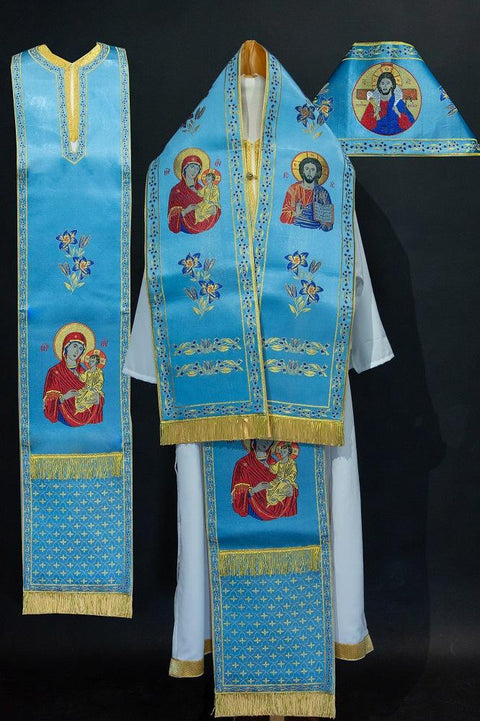 Bishop set ‘Virgin Mary’ on a light blue background -  Liturgical Fabrics