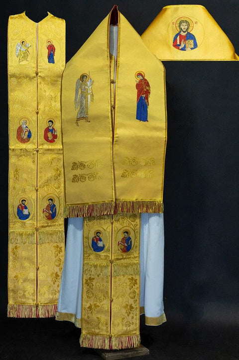Epitrachelion ‘The Evangelists’ in gold -  Liturgical Fabrics