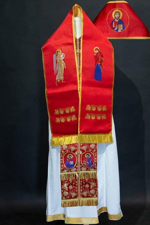 Omophorion ‘The Evangelists’ on a red background (IERO 48) -  Liturgical Fabrics