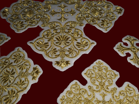 Set of embroidered crosses ‘Sofia’ with white base -  Liturgical Fabrics